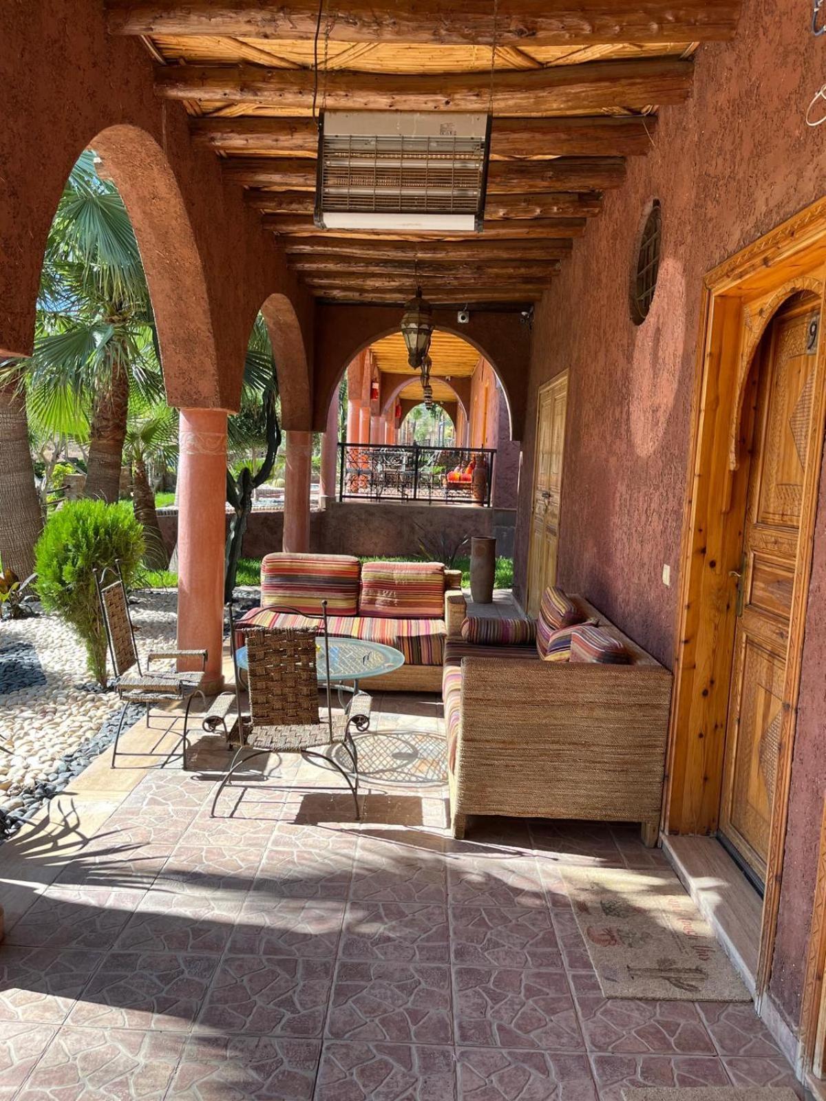Chez Mamouchthka Bed & Breakfast Урика Екстериор снимка