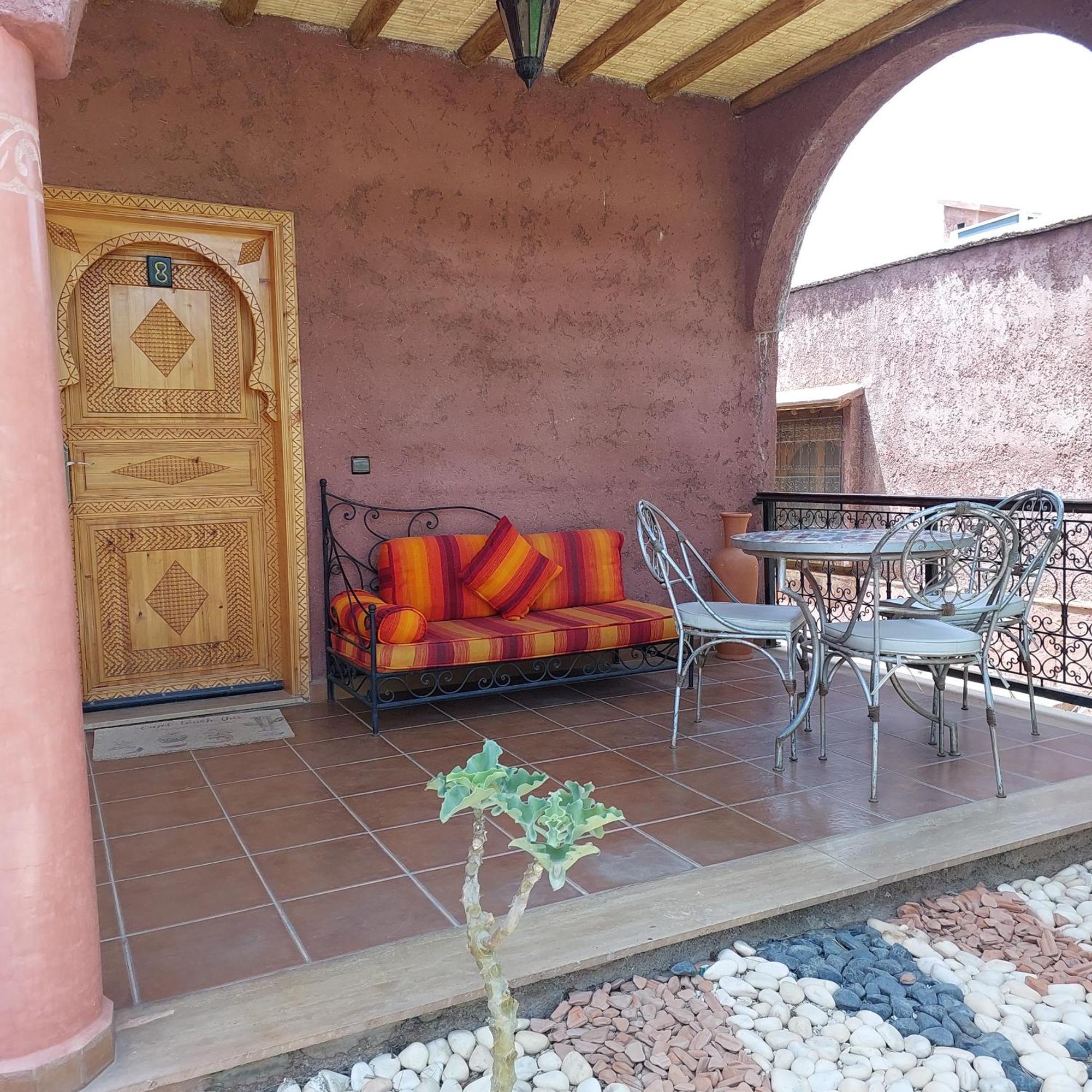 Chez Mamouchthka Bed & Breakfast Урика Екстериор снимка
