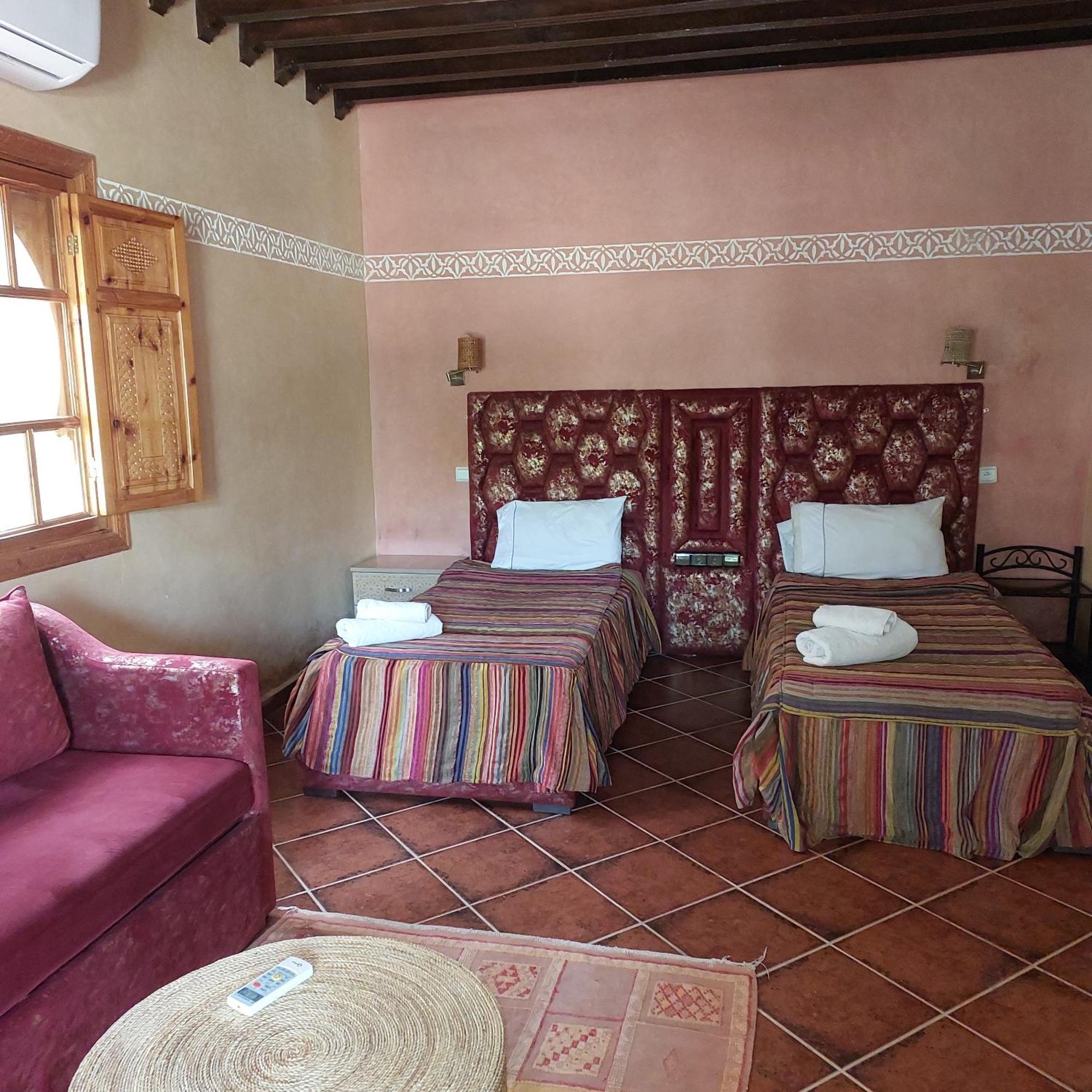 Chez Mamouchthka Bed & Breakfast Урика Екстериор снимка